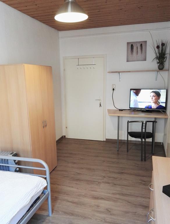 Privatzimmer Fuerth Zentrum Exterior foto