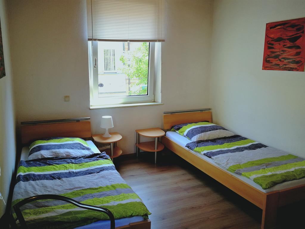 Privatzimmer Fuerth Zentrum Exterior foto
